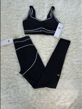 ALO Yoga High-Support Black Sports Bra & Legging Set BRAND NEW SET IN ALO BAG